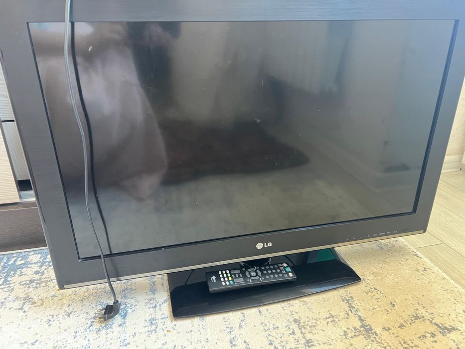 Телевизор LG 2013 год