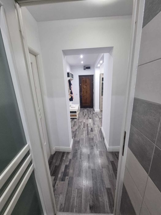 Vand Apartament 4 Camere
83500 EUR negociabil