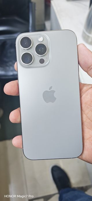 iPhone 16 Pro Max 512 LLA Батарея-99%