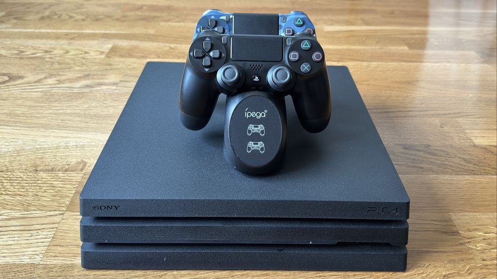 Sony PlayStation 4 Pro 1TB 4K с два контролера ps 4 pro ps 5 slim pro