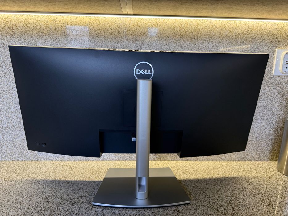 Монитор DELL P3421WM