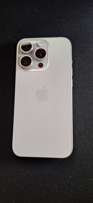 Телефон IPhone 15 pro