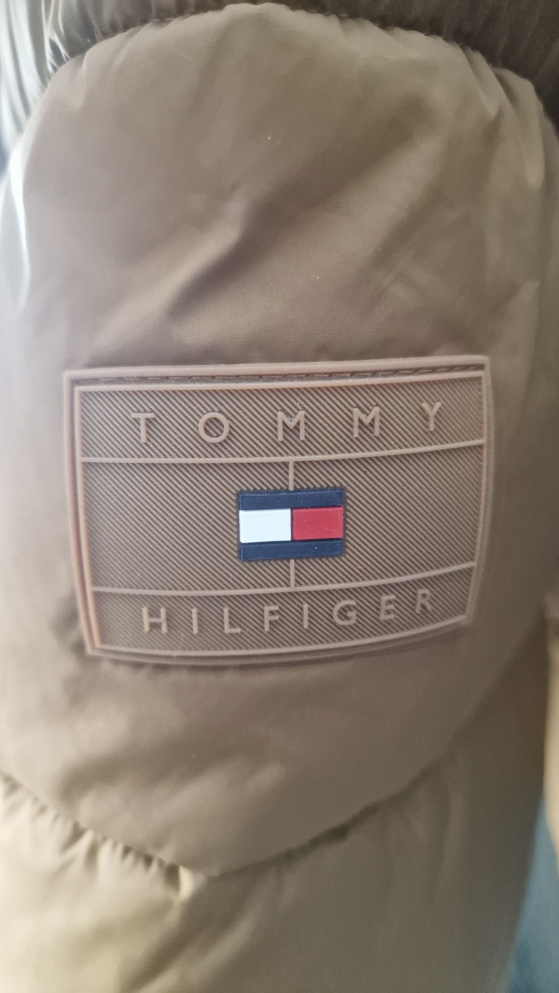 Мъжко зимно пухено яке Tommy Hilfiger
