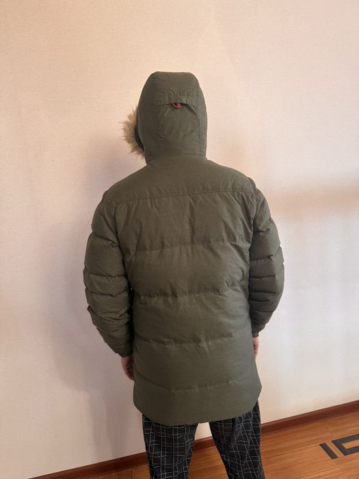 Продам зимнюю куртку