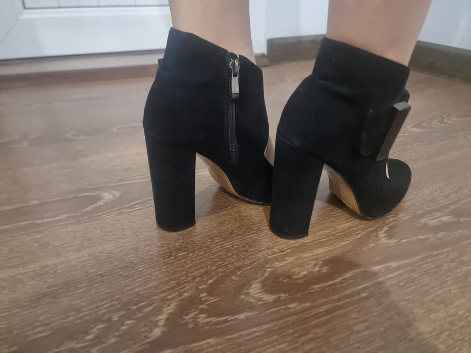 Замешевие туфли 38 размер 60 000 сум Узи 450 000 сумга олинган kablok