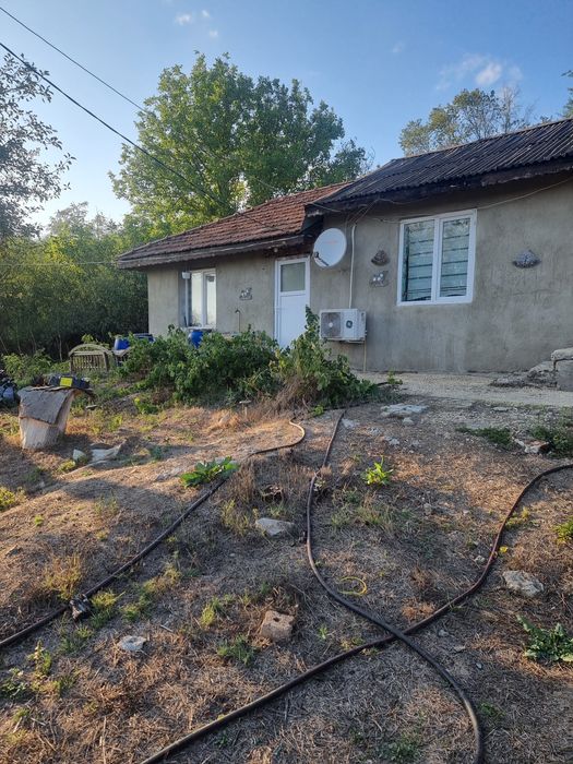 Продавам къща в с.Засмяно 70 000 евро