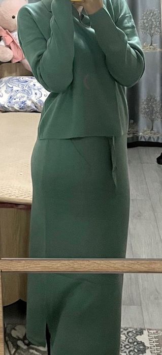 Отдам даром женскую одежду