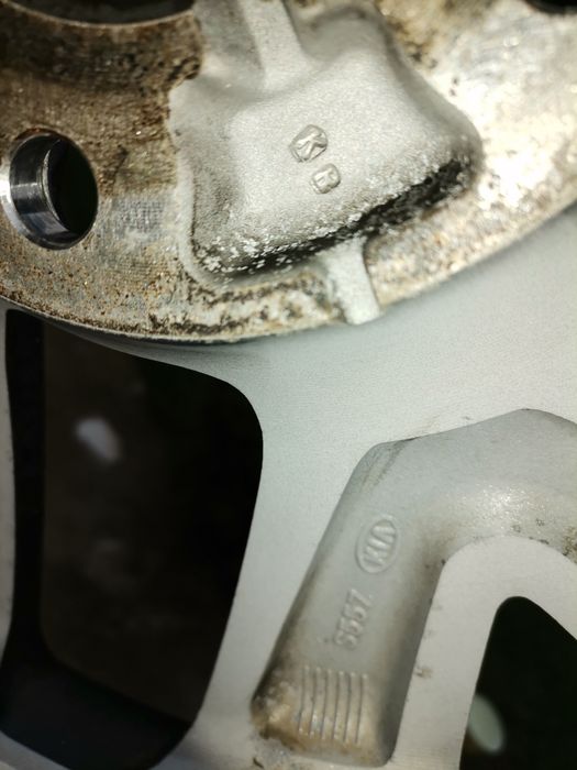 Set roti iarna Kia Sportage Hyundai Tucson(Set rori NOI) 225 60 17 103