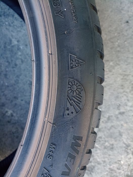 2 anvelope AllSeason Bridgestone 245/40 R19 2xdot 0121 2xdot 4422