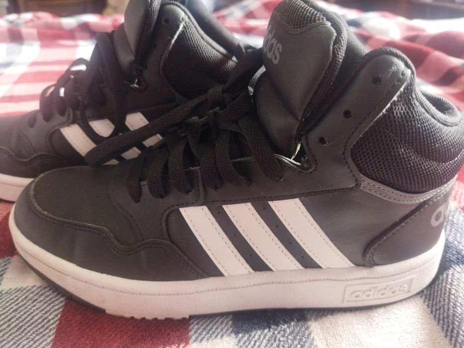 Високи маратонки Адидас