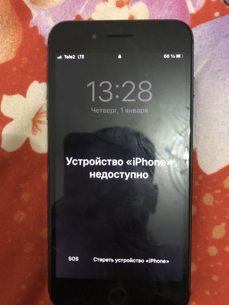 Айфон 8 +продаю!