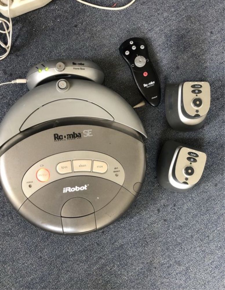 Robot curatenie romba