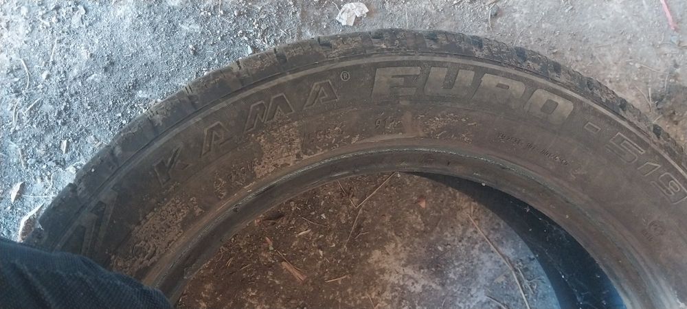 Шина  r16 продам
