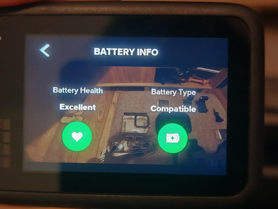 GoPro Hero 11 Black + 3 baterii si accesorii