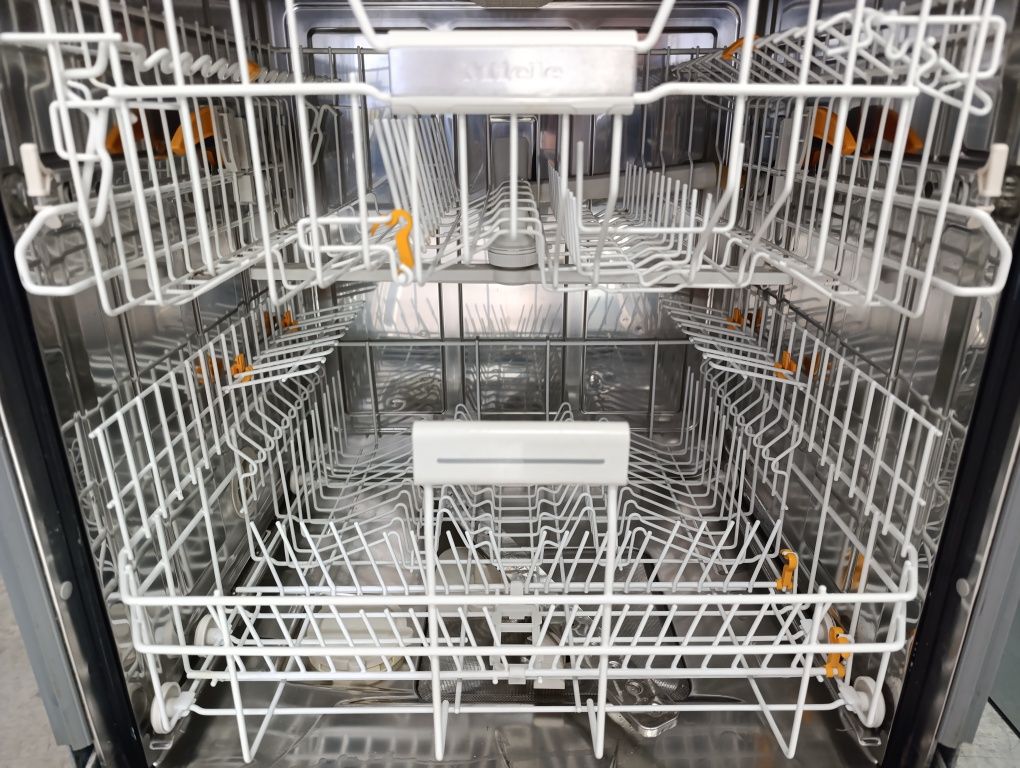 Съдомиялна Miele XXL Автоматично отваряне
