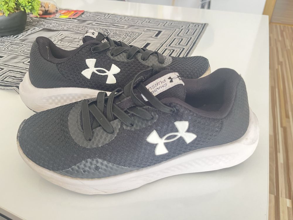 Under armour детски маратонки