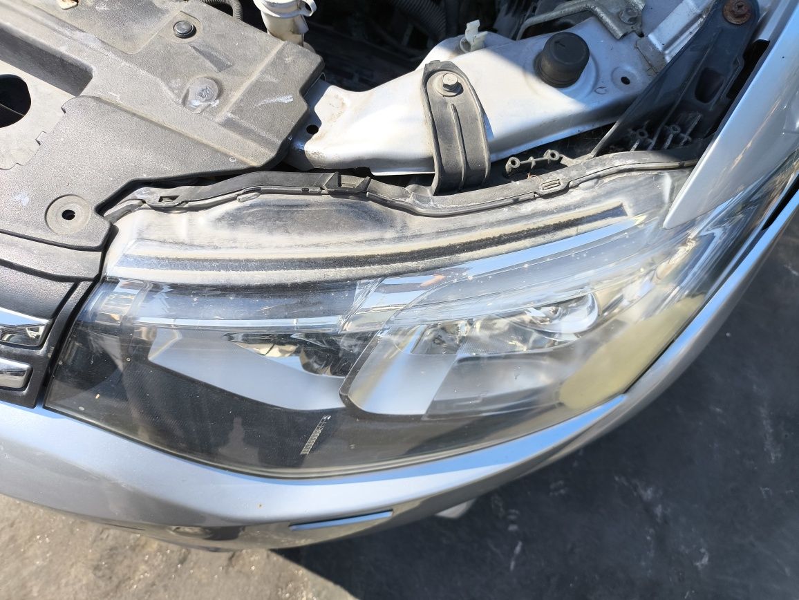 Фар за Mitsubishi Outlander 3 Xenon