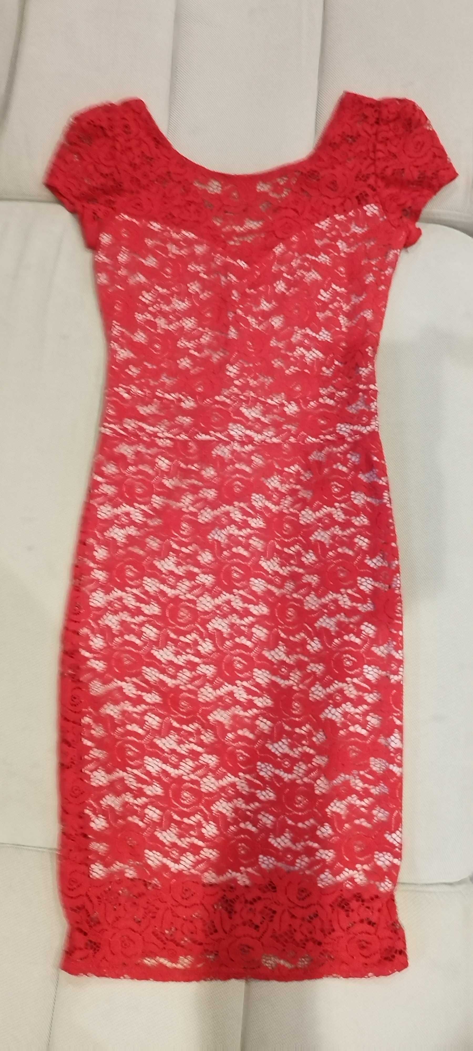 Rochie rosie de dantela calitativa 38