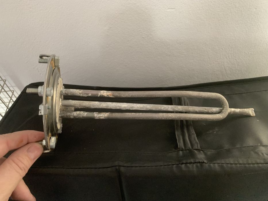Ariston velis 50,80,100 rezistenta  electrica
