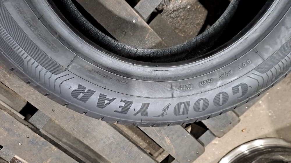 1бр. Нова 195/65/15 Goodyear Efficient Grip Performance