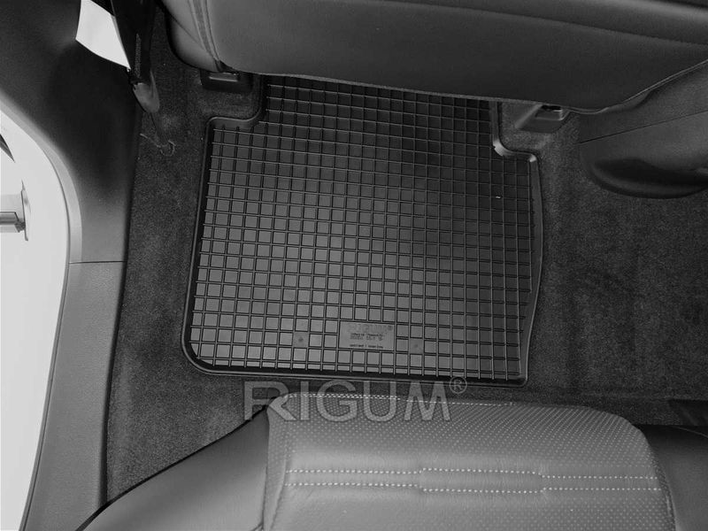 Гумени стелки и багажник HONDA CR-V V (5) от 2018 г.