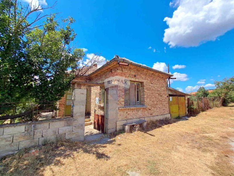 Продава се Къща в с. Зайчино ореше, Област Шумен - 270 кв.м за 148 €/кв.м - Снимка #4