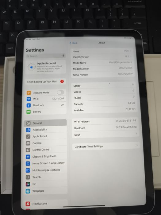 Ipad gen 10 th 64 gb