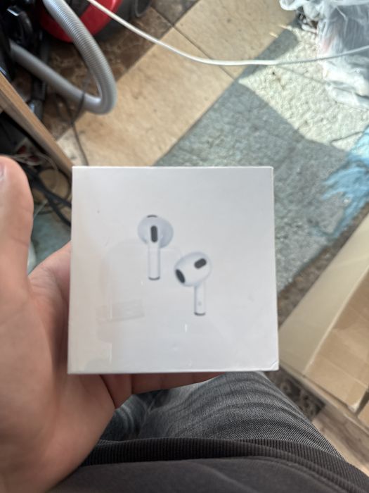 продам наушники airpods 3. новые
