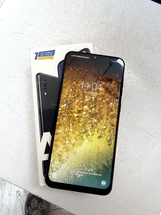 Samsung A20 3/32gb