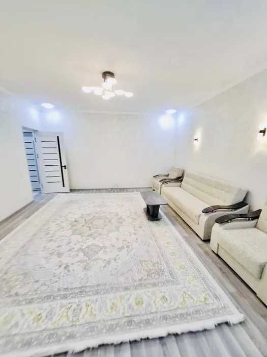 R6! Сдам Квартиру на Максим Горкий