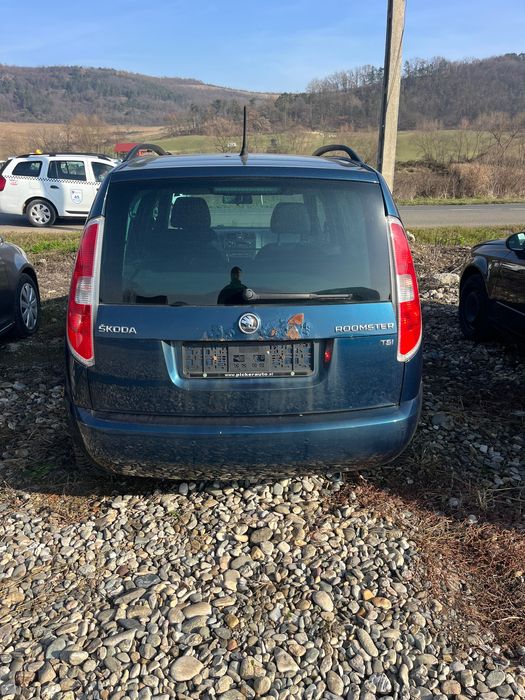 Vand / schimb  Skoda Roomster