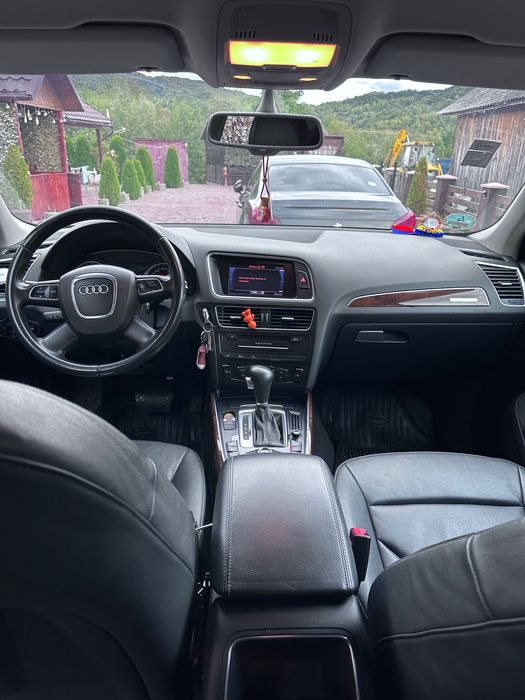 Audi Q5 2.0 TDI Quattro  AUTOMATĂ – FULL OPTION  2010