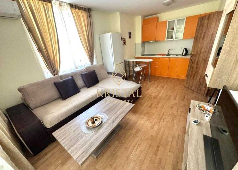 Продава се Двустаен апартамент в к.к. Слънчев бряг - 61 кв.м за 1246 €/кв.м - Снимка #1