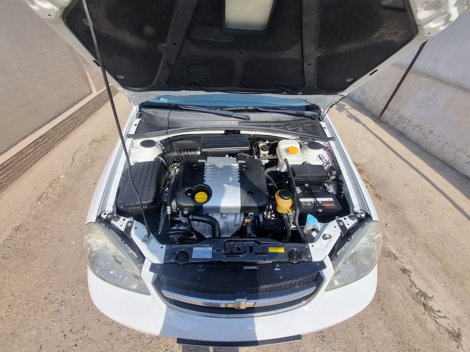 Lacetti 2009г.в 2-позиция.