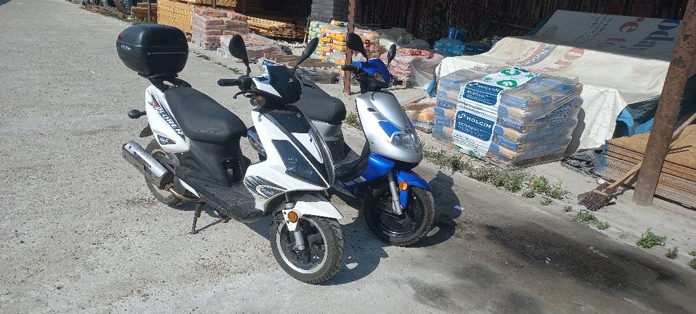 Vind scuter pe benzina recent aduse din Germania