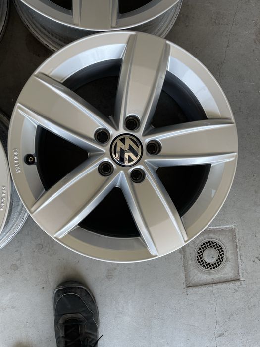 Jante VW Golf 5,6,7,8, Touran, Sharan, Caddy, Jetta, Skoda, Seat R16