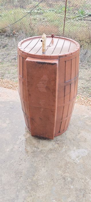 Пластмасово буре 200 литра