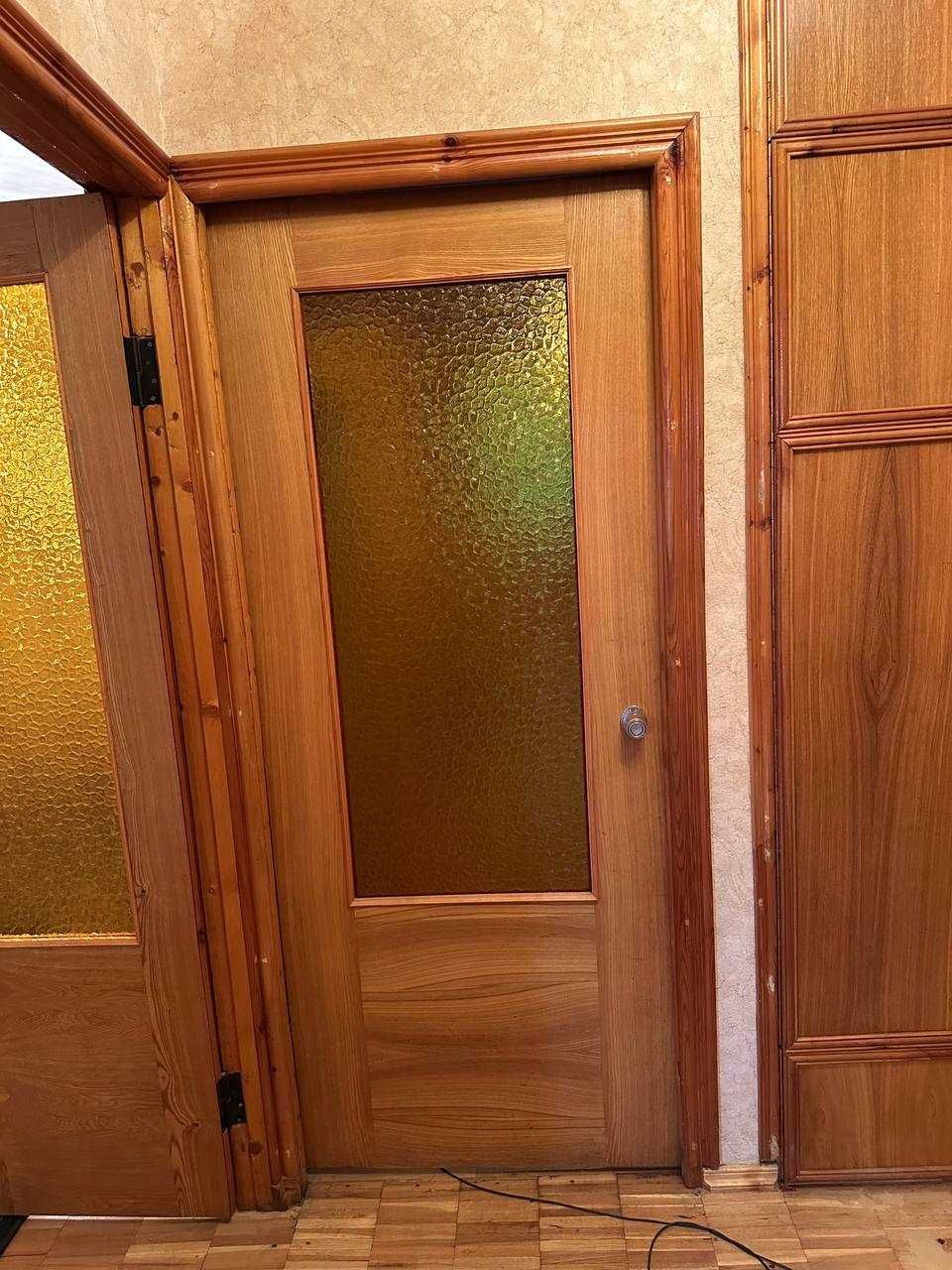Двери деревянные в отличном состоянии