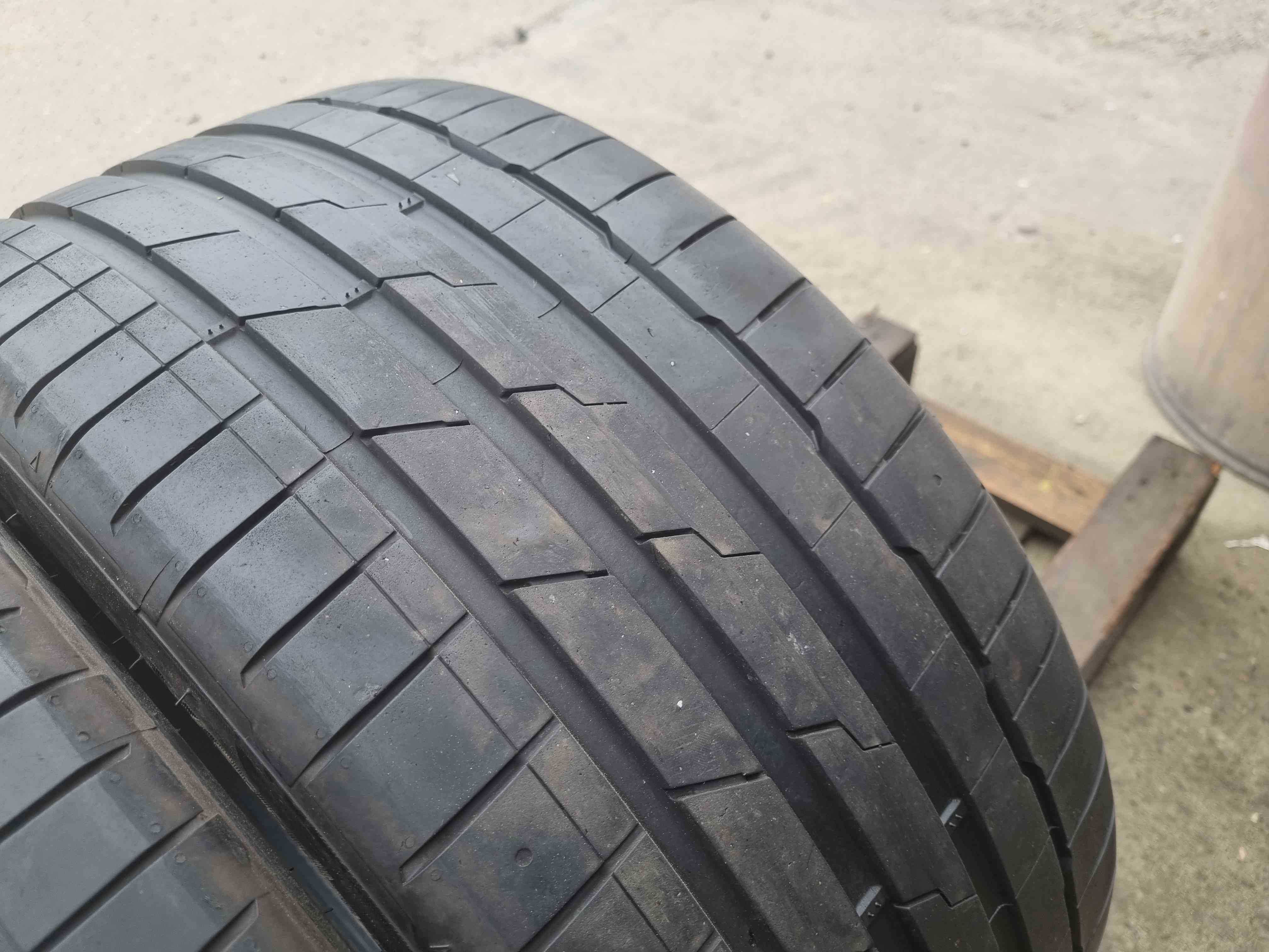 SET 2 Anvelope Vara 235/35 R19 HANKOOK Ventus S1 evo3 91Y