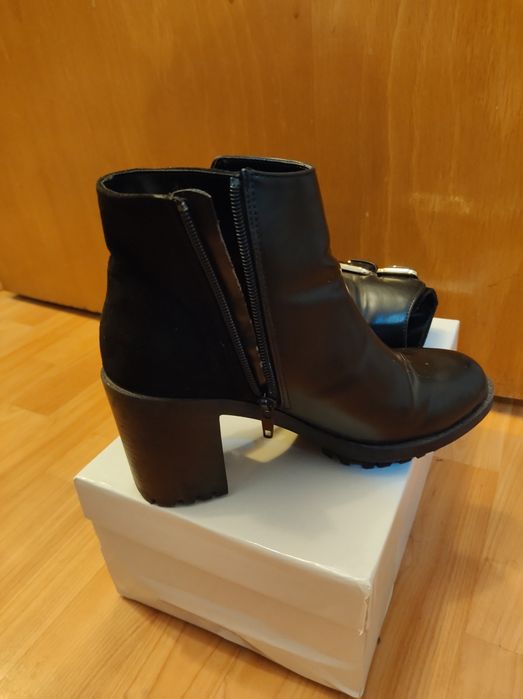 Ghete cu toc Zara, mărimea 37