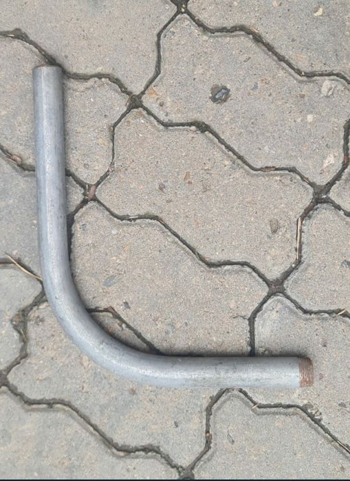 Отводы 90 градусов , диаметр 20