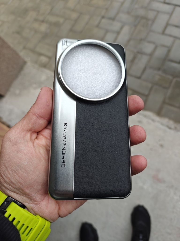 Кейсове за Xiaomi 15 Ultra, Honor Magic 6 Pro