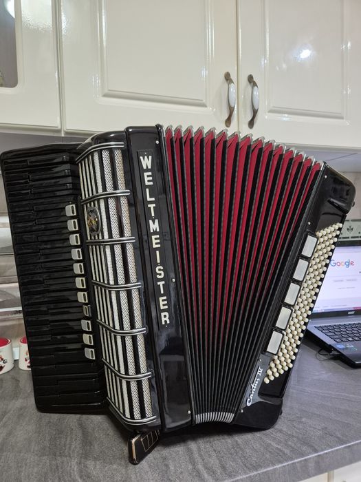 Acordeon Profesionale Weltmeister Cantus IV cassotto 2/2