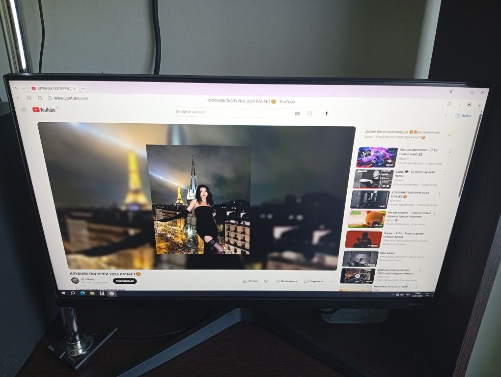 Продам Монитор Samsung 24D