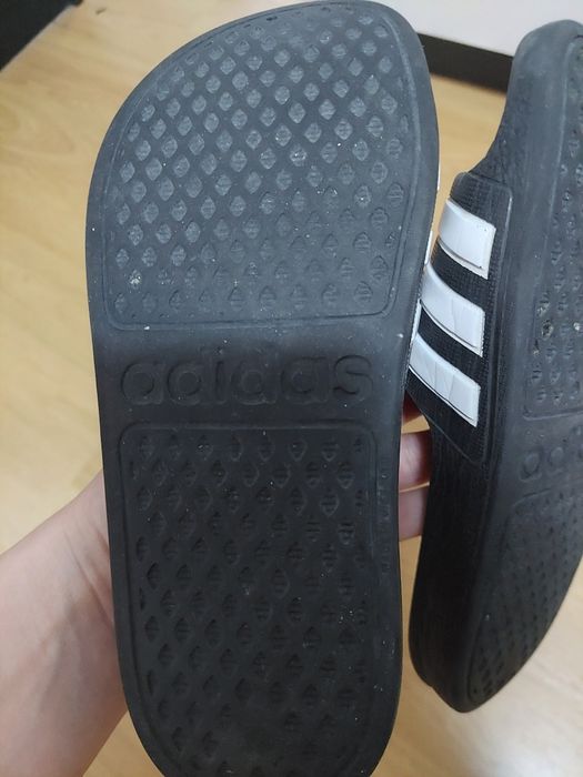 ОРИГИНАЛНИ чехли Adidas