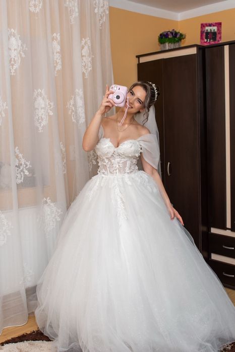Rochie de mireasă tip printesa