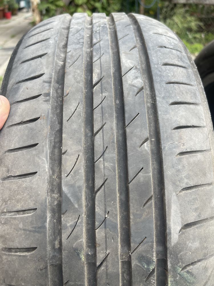 Летни гуми Nexen 215/55/16
