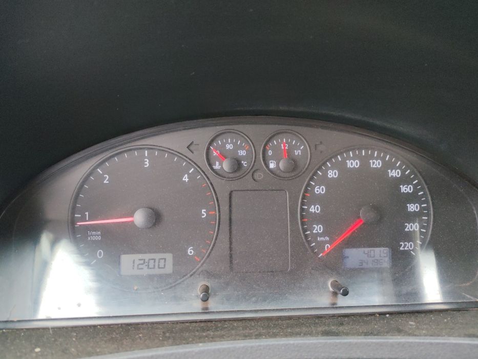 Volkswagen Doka T5, 1.9TDI 105 cai , an 2007 Euro 4 fără filtru de par