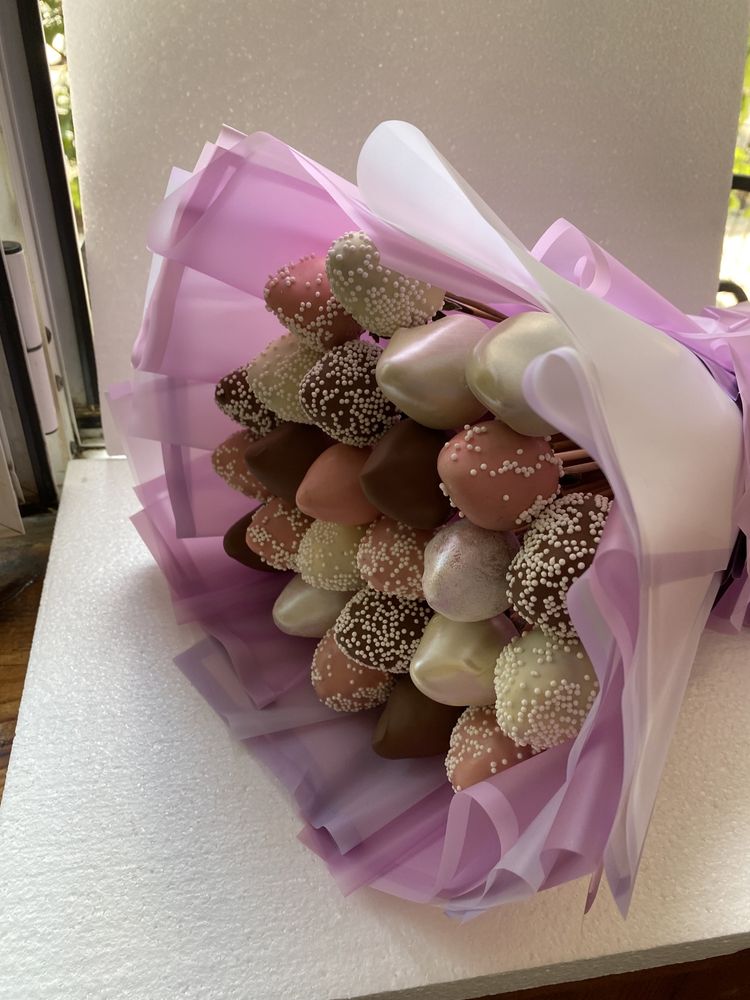Клубника в шоколаде Candylab.uz
