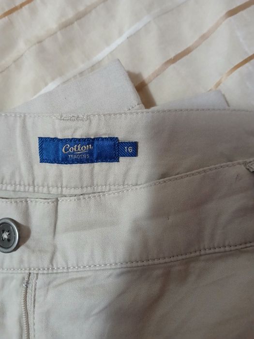 Pantaloni denim femei